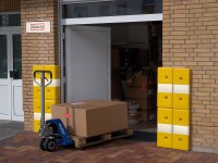 Wand- und Eckschutz gelb aus Kunststoff Wand- und Eckschutz gelb aus Kunststoff
